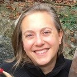 https://sustainablefish.org/wp-content/uploads/2021/09/Megan-Westmeyer-2.v1-aspect-ratio-300-300.jpg