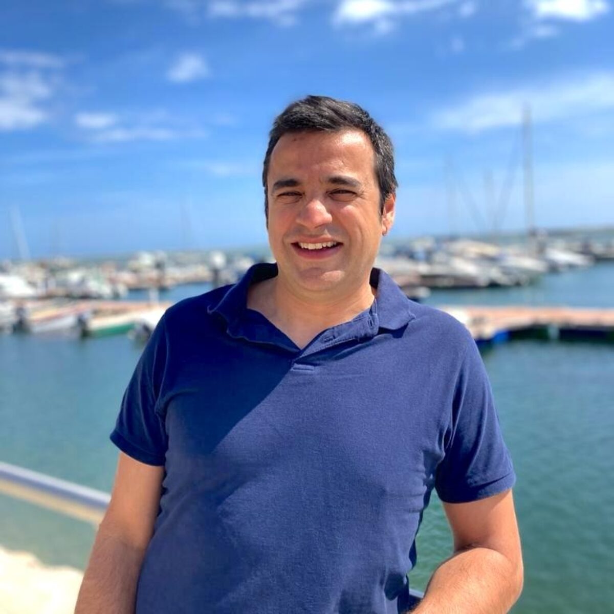 Miguel Ruano headshot