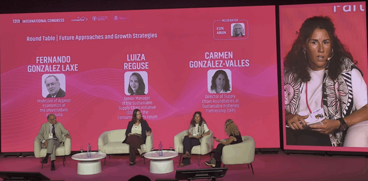 SFP Supply Chain Roundtable Director Carmen Gonzalez-Valles speaking on a panel at the International Congress at the Conxemar Frozen Seafood Exhibition