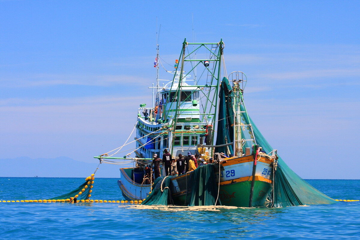 Trawl fishing boat Thailand