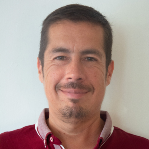 https://sustainablefish.org/wp-content/uploads/2026/08/Rolando-Labrana-2026-scaled-aspect-ratio-300-300.jpg